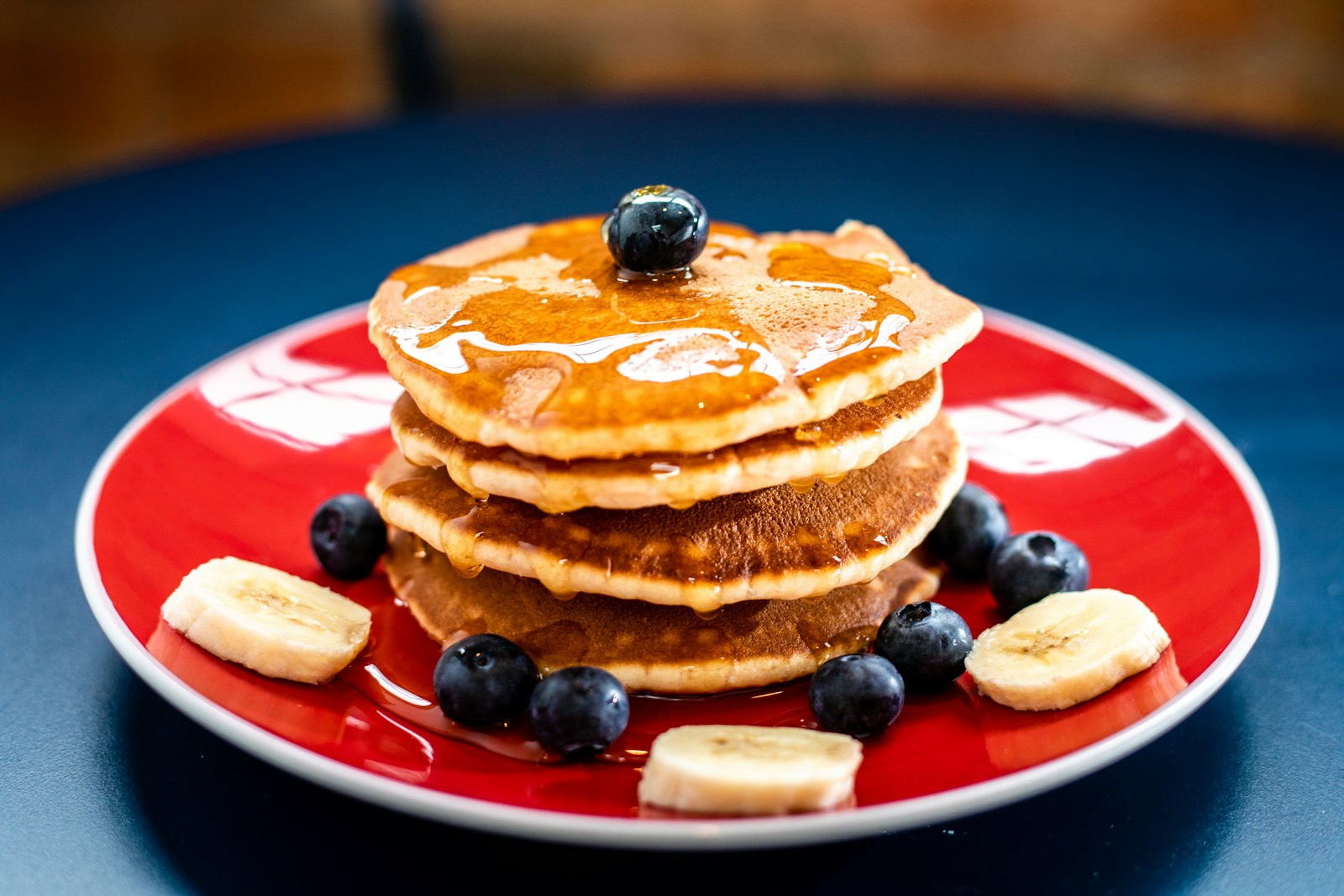 Photo by nikldn baked pancake with blueberry and slice of banan